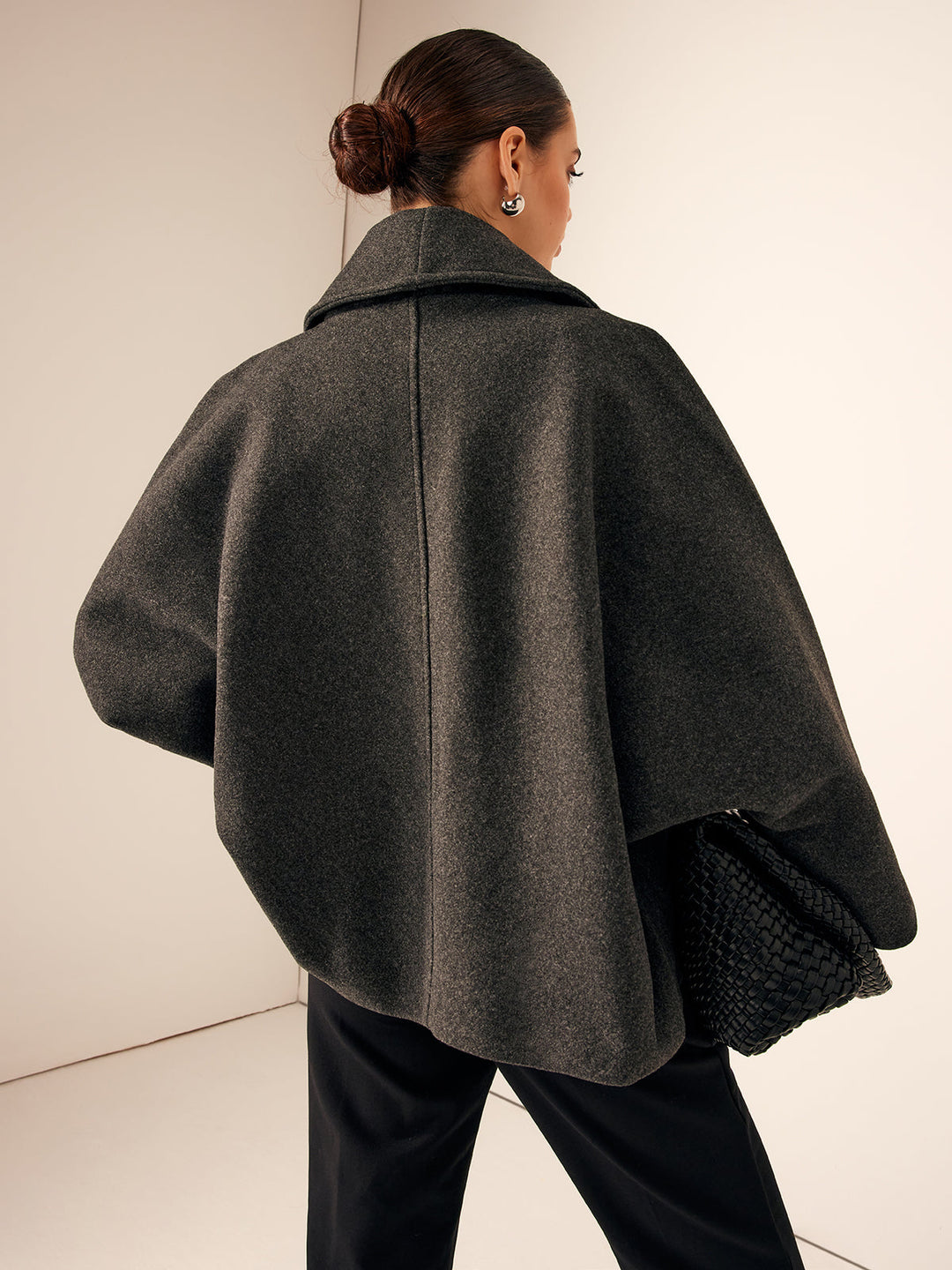 Cappotto in lana con tasche in tweed